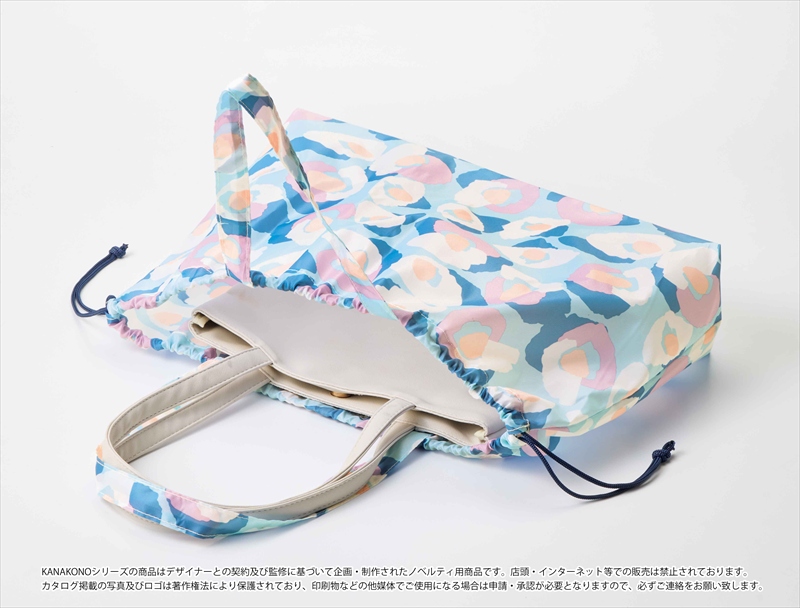 カナコノブローム撥水加工レインバッグ