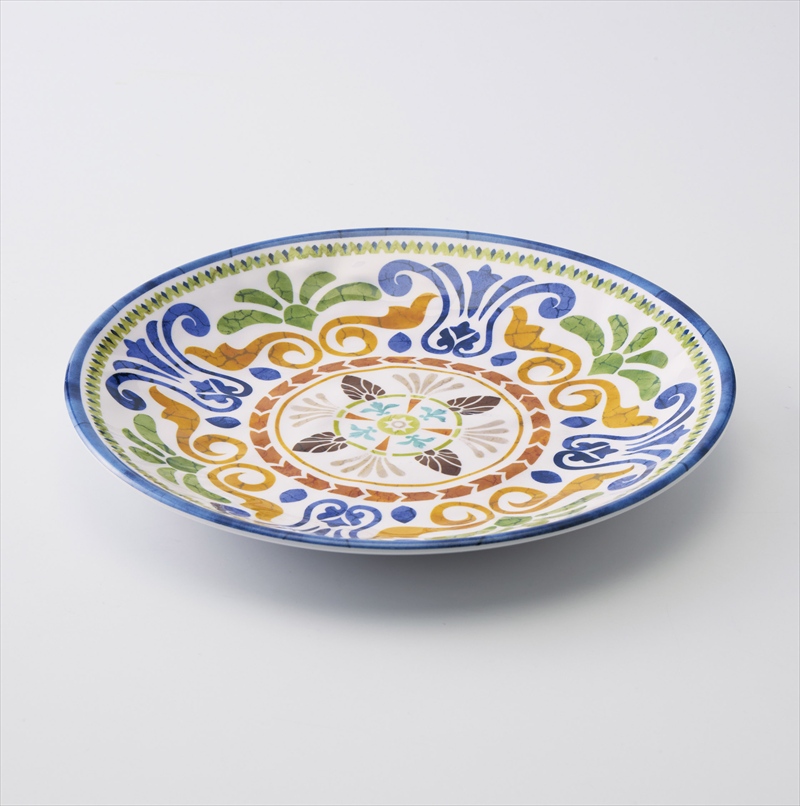 ラステリア陶器みたいなパスタプレート