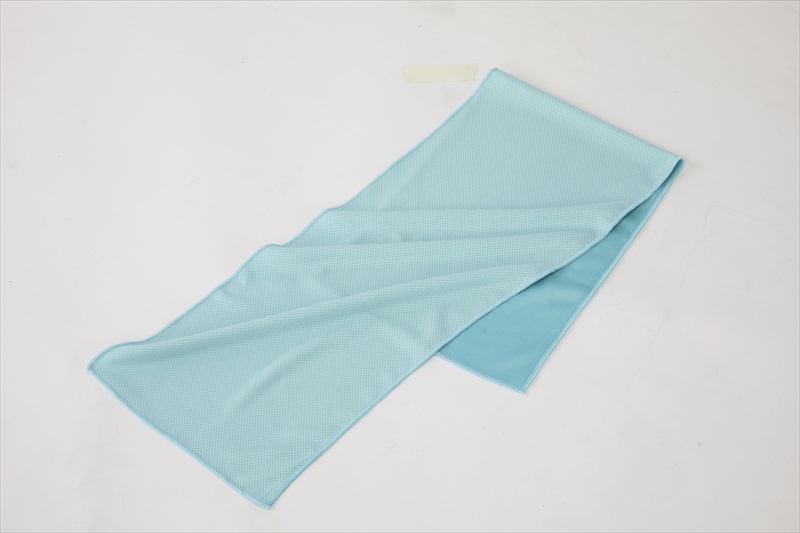 シズクールクールタオル